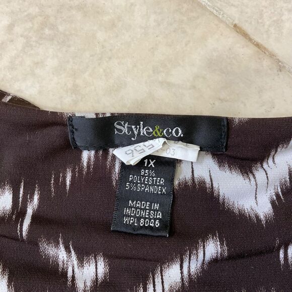 Style & Co pull over Top Women’s plus size 1X Tribal Short Sleeve Scoop Neck - Picture 5 of 10